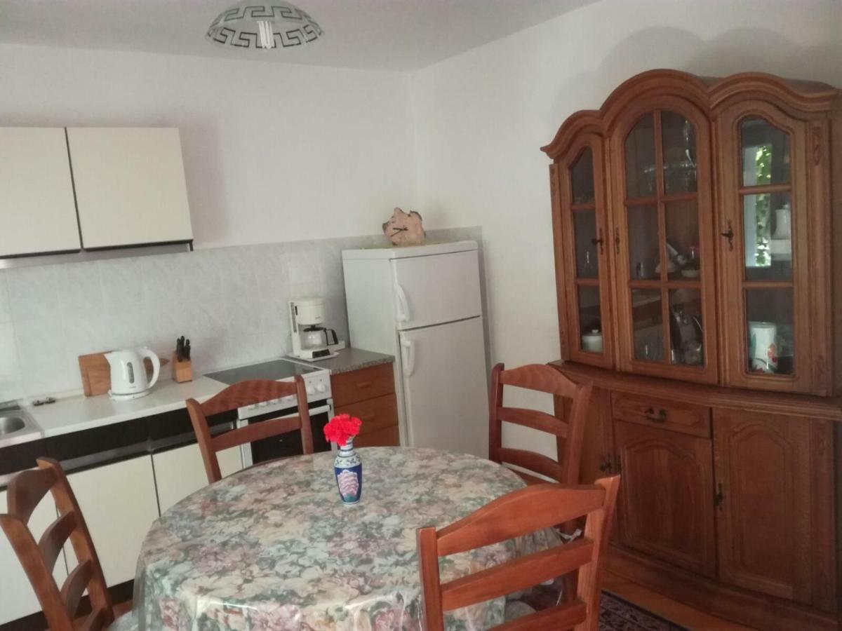 Adrian'S Apartments & Winery Lumbarda Luaran gambar